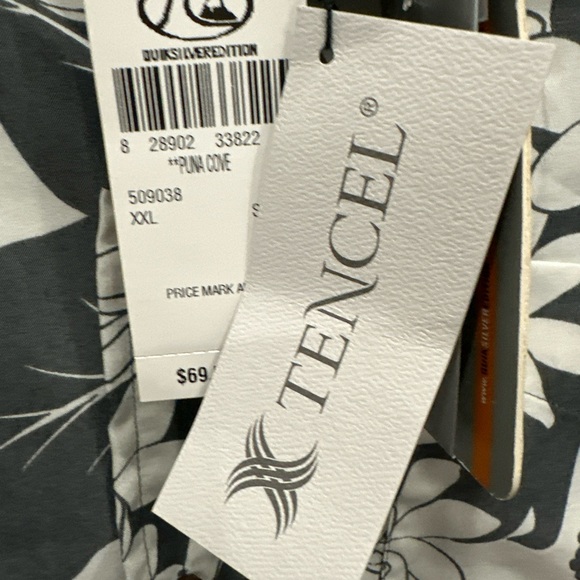 Quiksilver Waterman Shirt Mens XXL Short Sleeve Button Comfort Hawaiian NWT - Picture 3 of 7